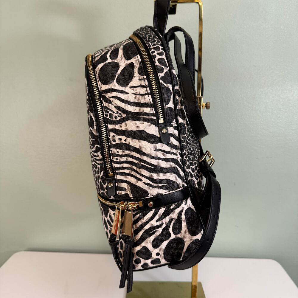 Michael Kors Backpack Handbag Womens Black White Zebra Print Signature Logo Zip - Picture 4 of 10
